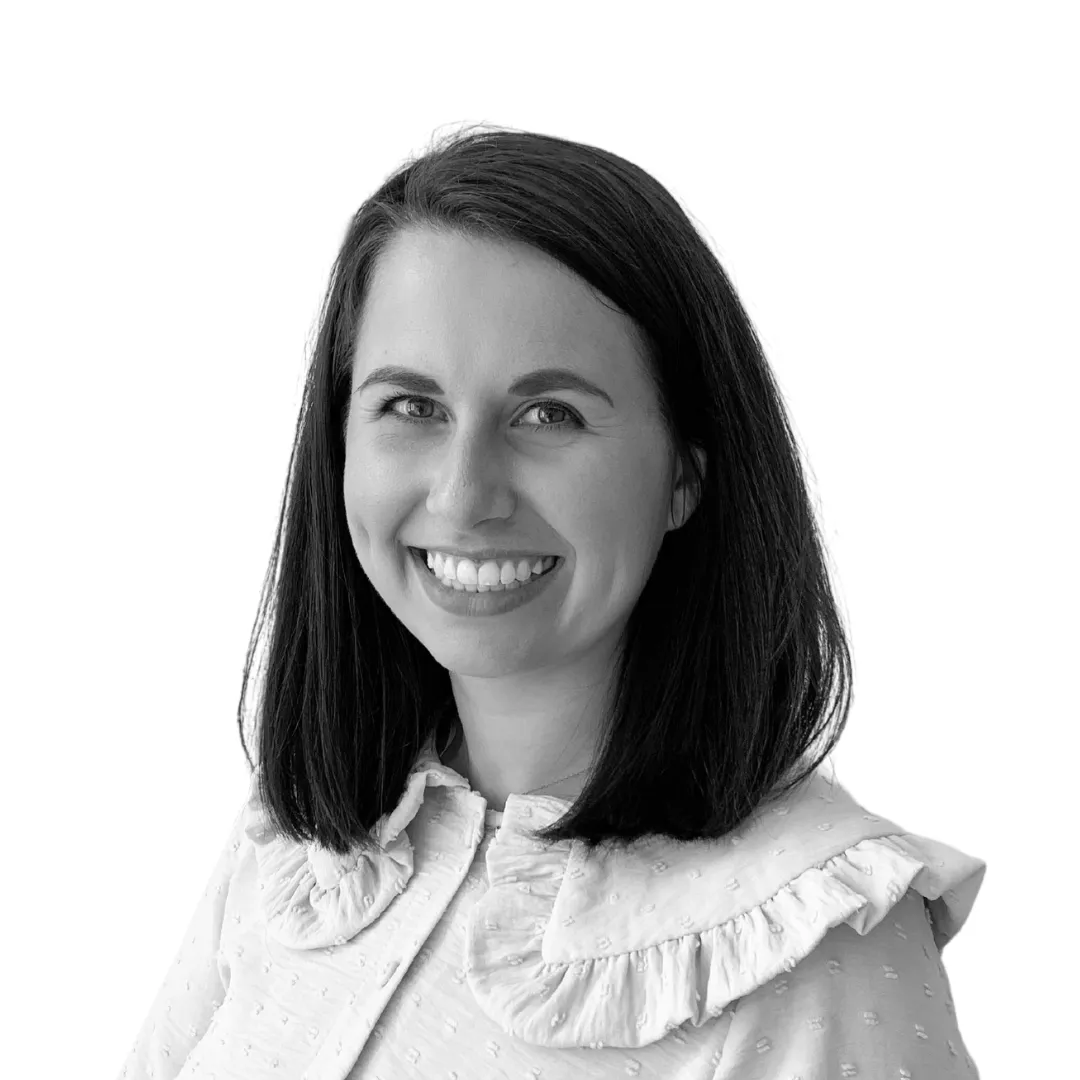 Dannielle Grinsted Holly Kirk - Legal Assistant